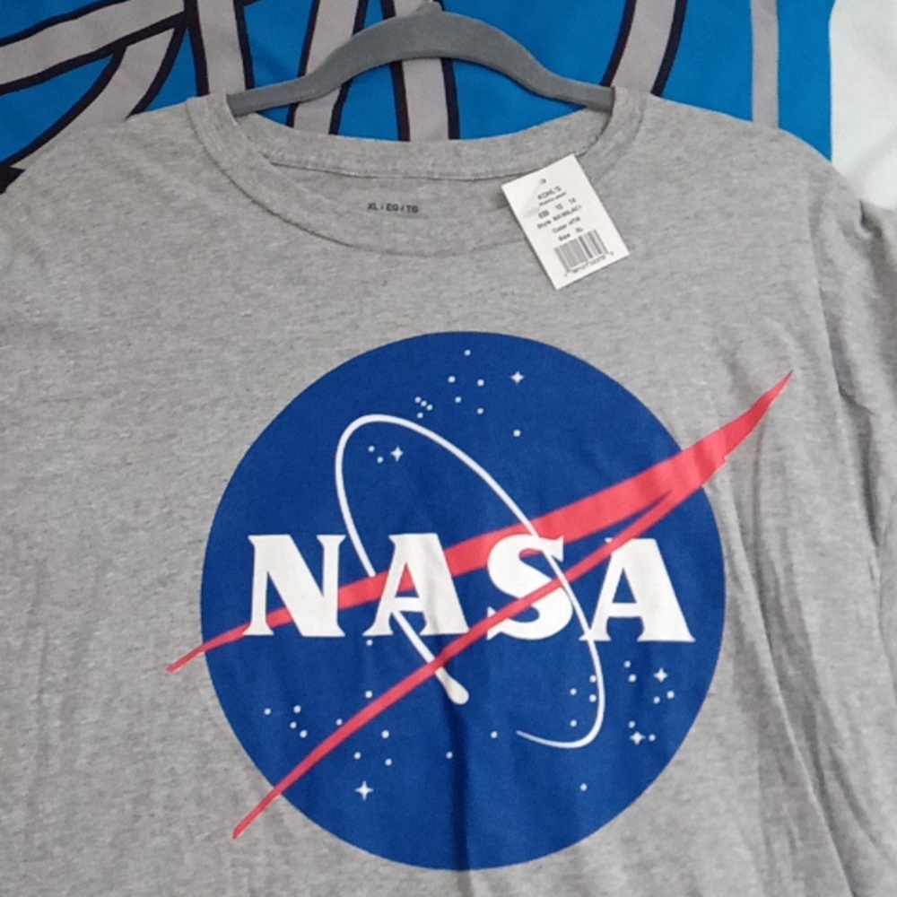 NASA grey T-shirt